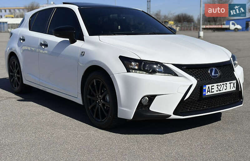 Lexus Ct (2015)