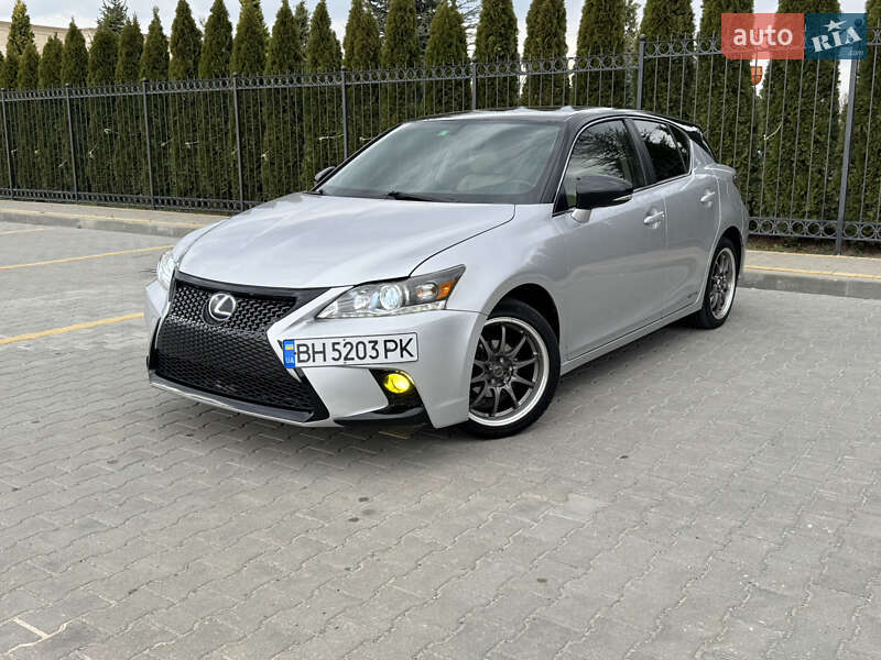 Lexus Ct (2012)