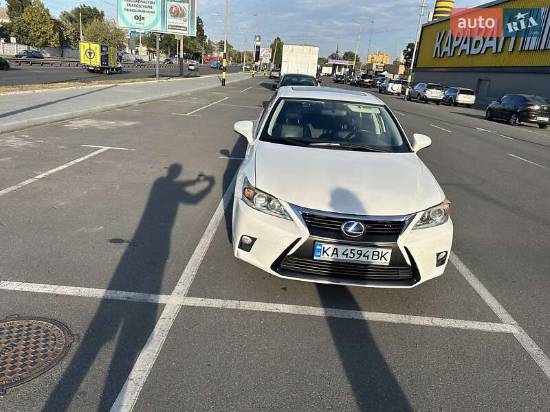 Lexus Ct (2014)