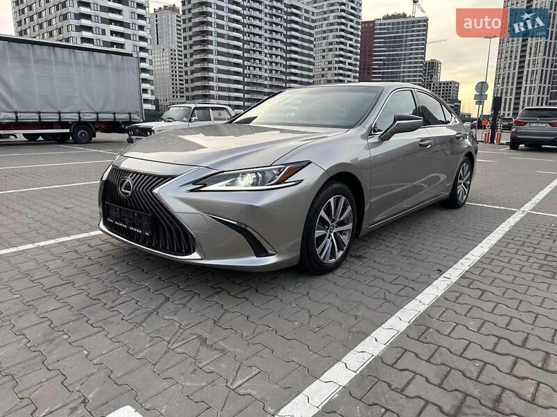 Lexus Es 250 (2019)