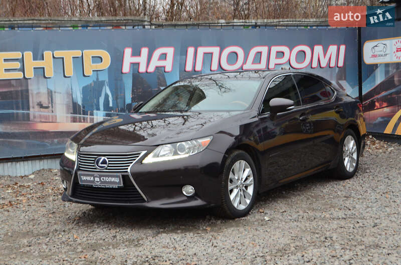 Lexus Es (2013)