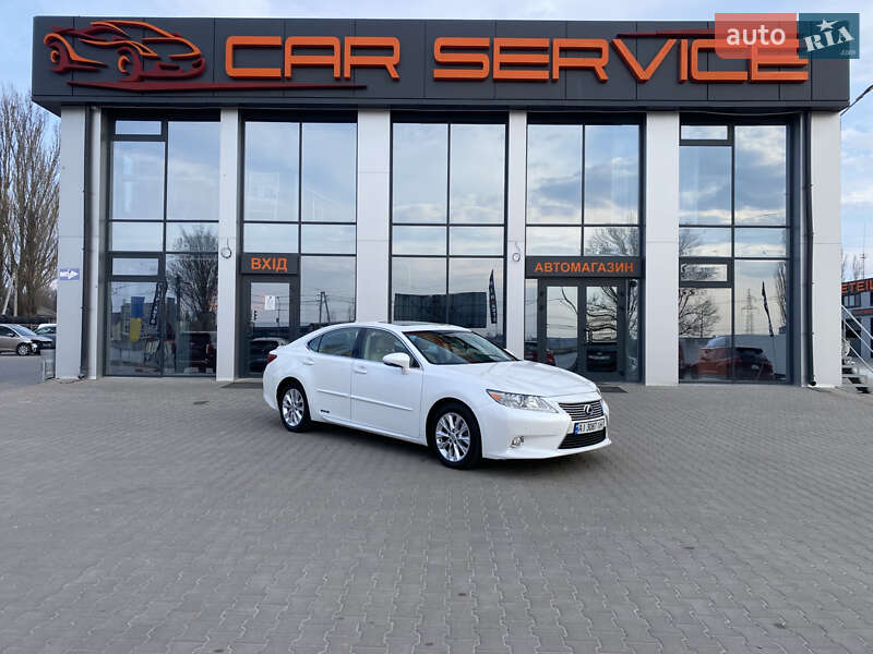 Lexus Es (2013)