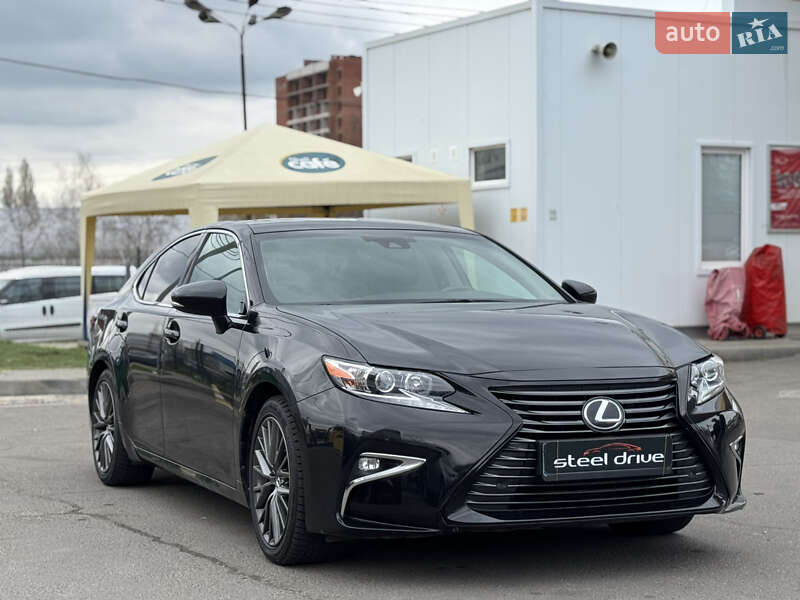Lexus Es (2017)