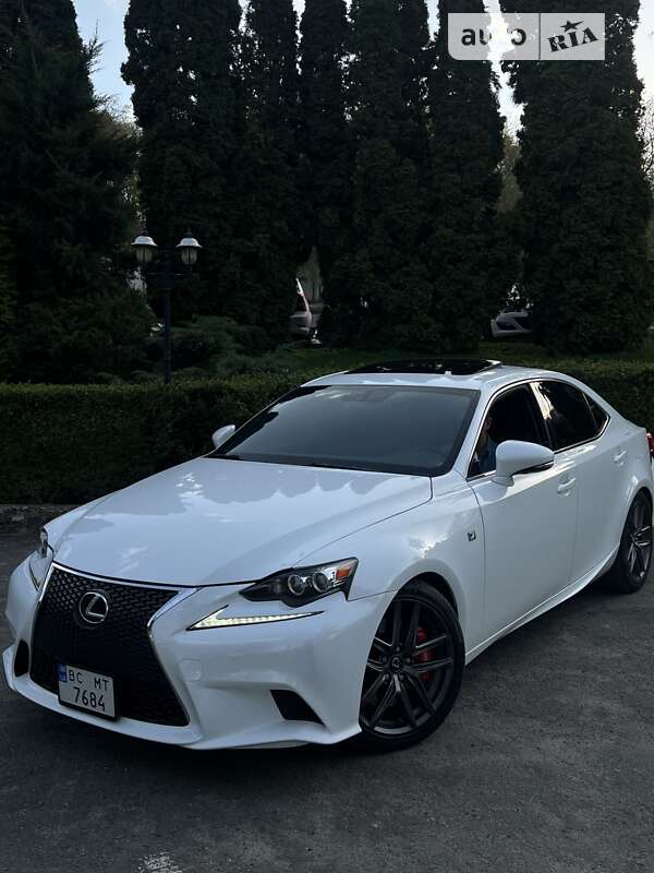Lexus Is 200t (2016)