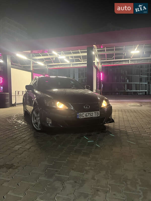 Lexus Is 220d (2007)