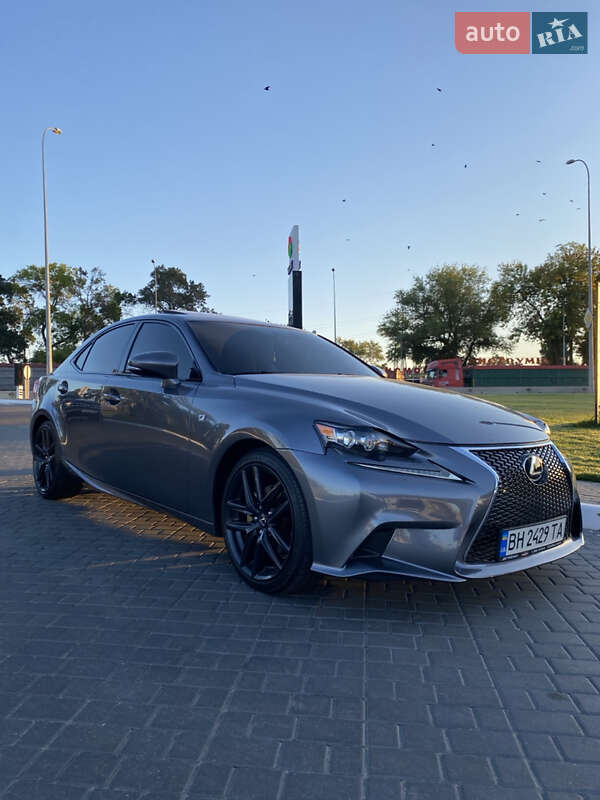 Lexus Is (2013)