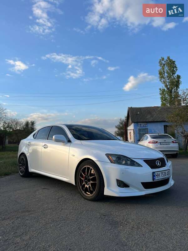 Lexus Is (2008)