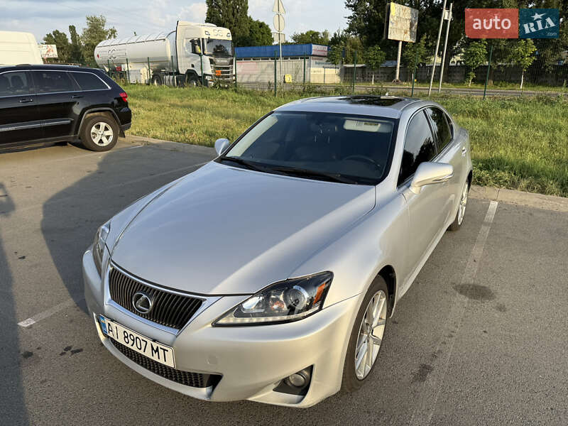 Lexus Is (2010)