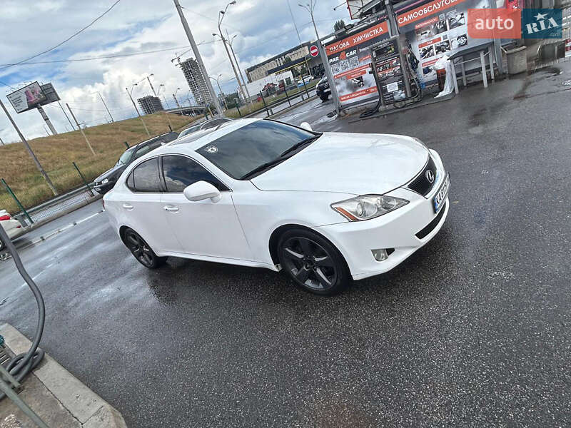 Lexus Is (2008)