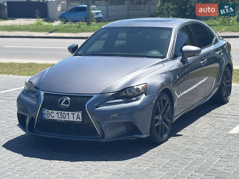 Lexus Is (2015)