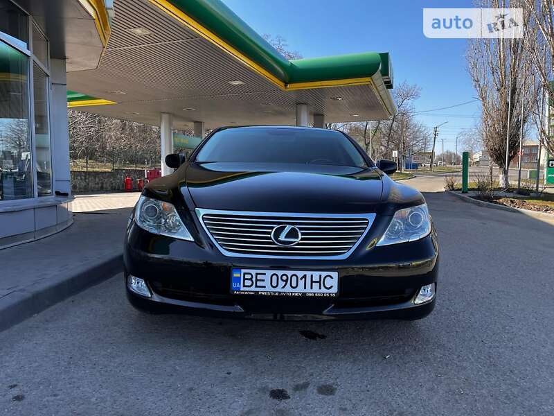 Lexus Ls (2008)
