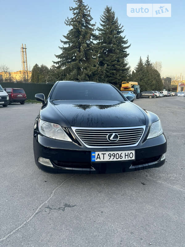 Lexus Ls 460 l (2008)