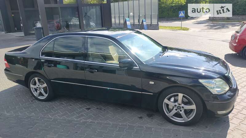 Lexus Ls (2004)