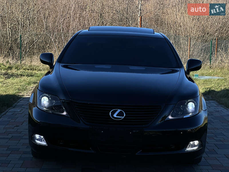 Lexus Ls 460 l (2008)