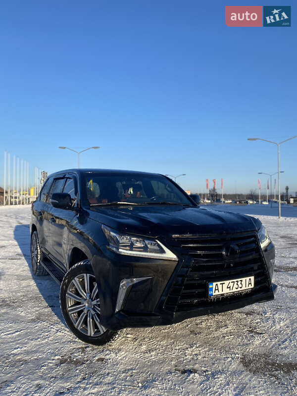 Lexus Lx 450d (2017)