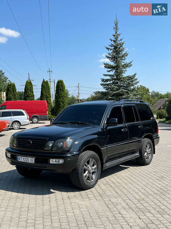 Lexus Lx (2003)