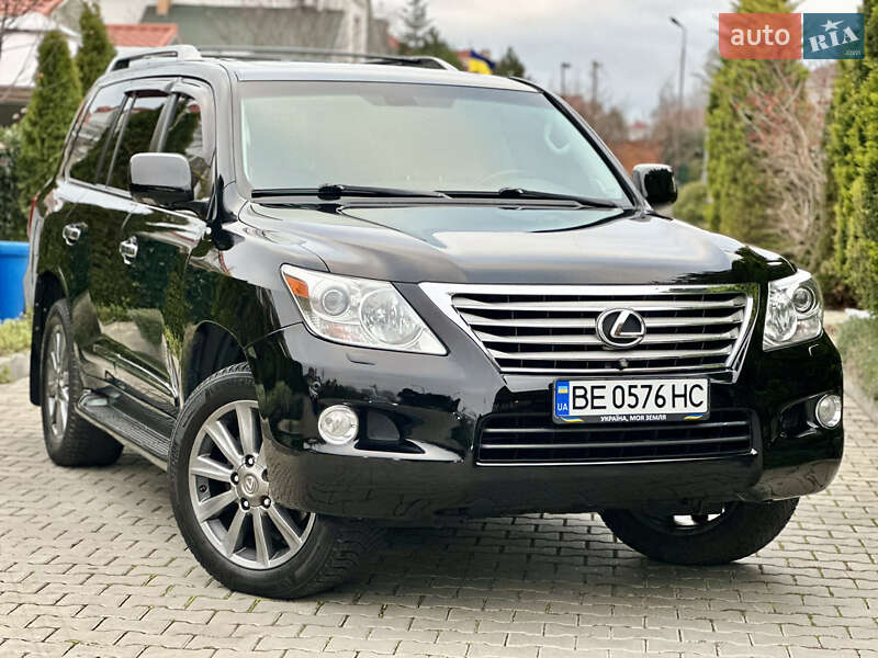 Lexus Lx (2011)