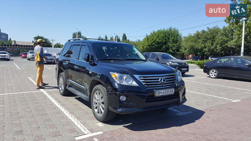 Lexus Lx (2011)