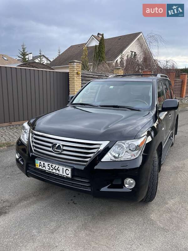 Lexus Lx (2008)