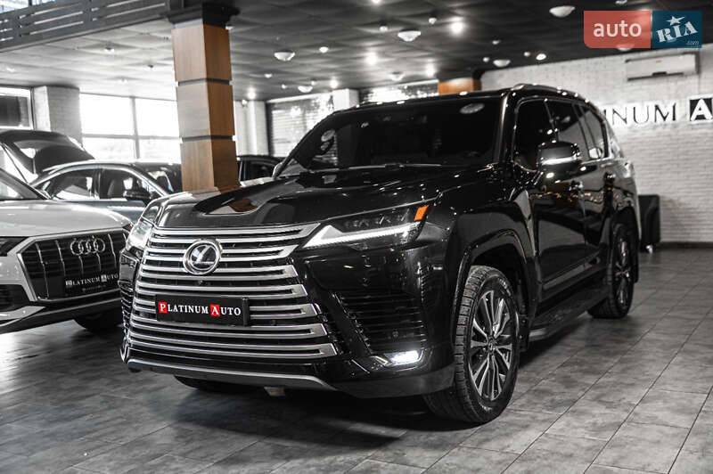Lexus Lx (2023)