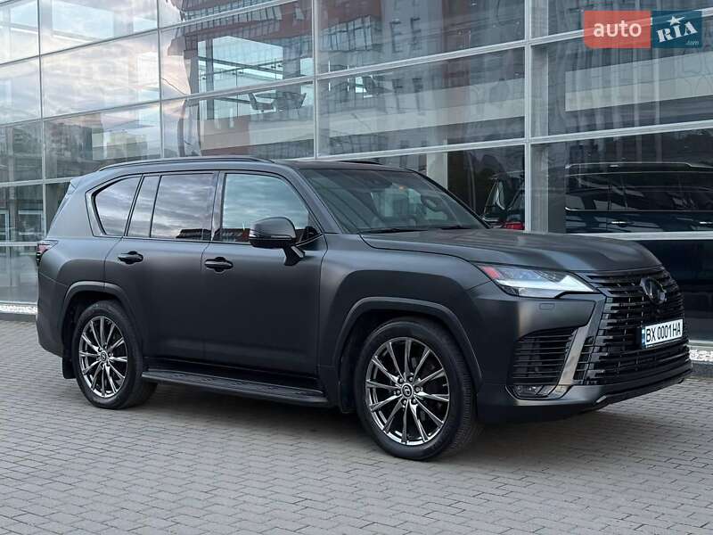 Lexus Lx (2023)