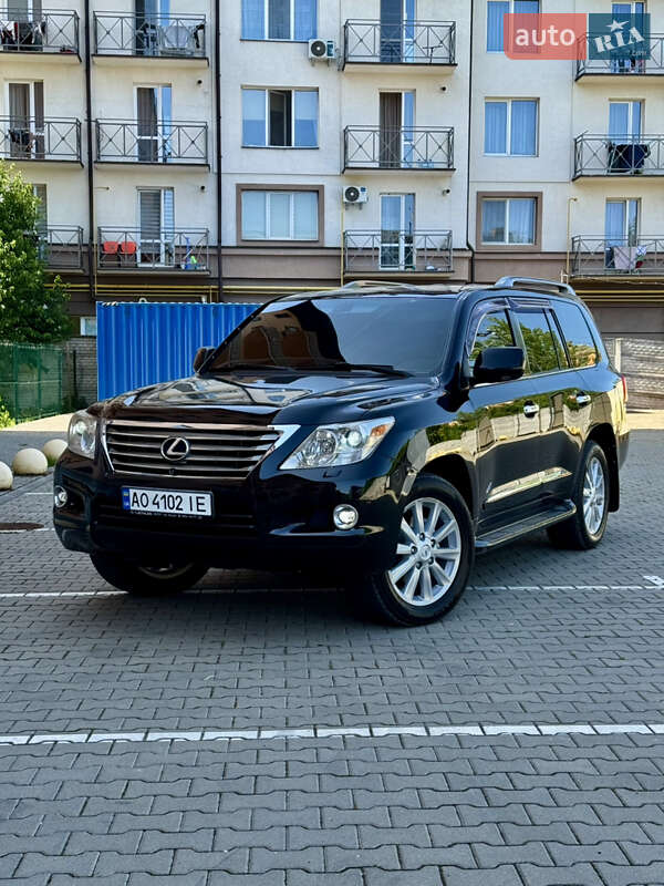 Lexus Lx (2008)