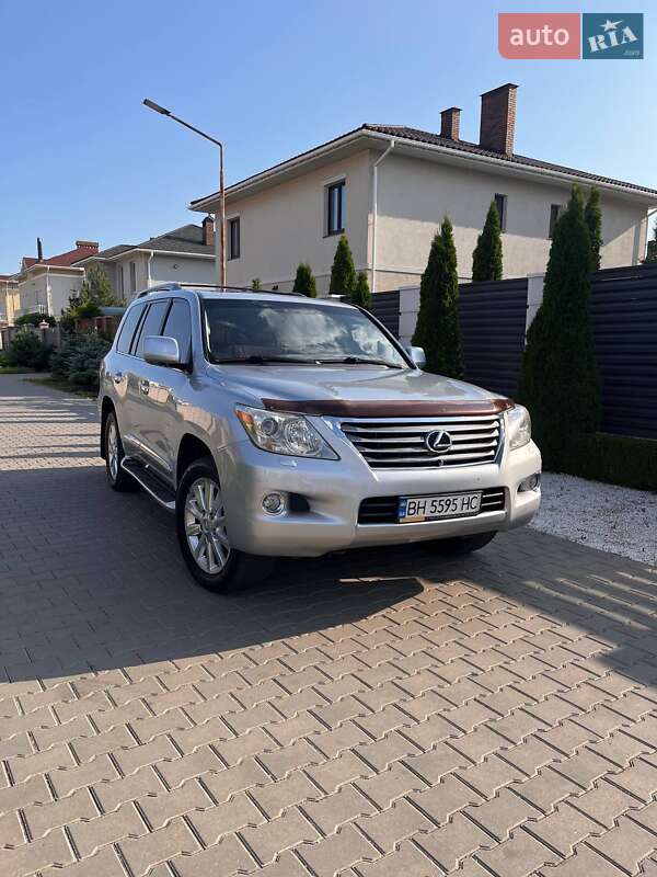 Lexus Lx (2008)