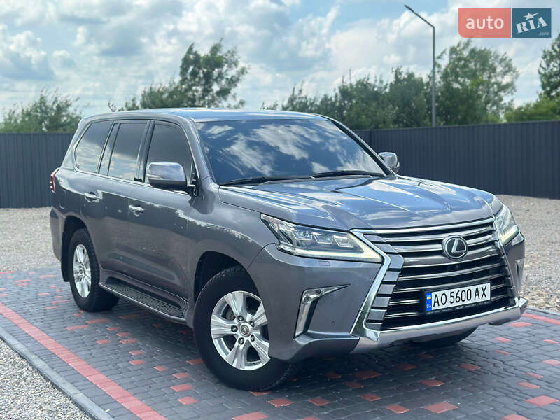 Lexus Lx (2017)