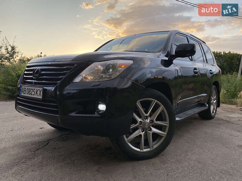 Lexus Lx (2008)