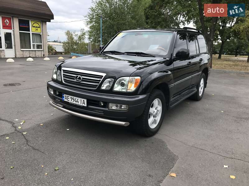 Lexus Lx (2005)