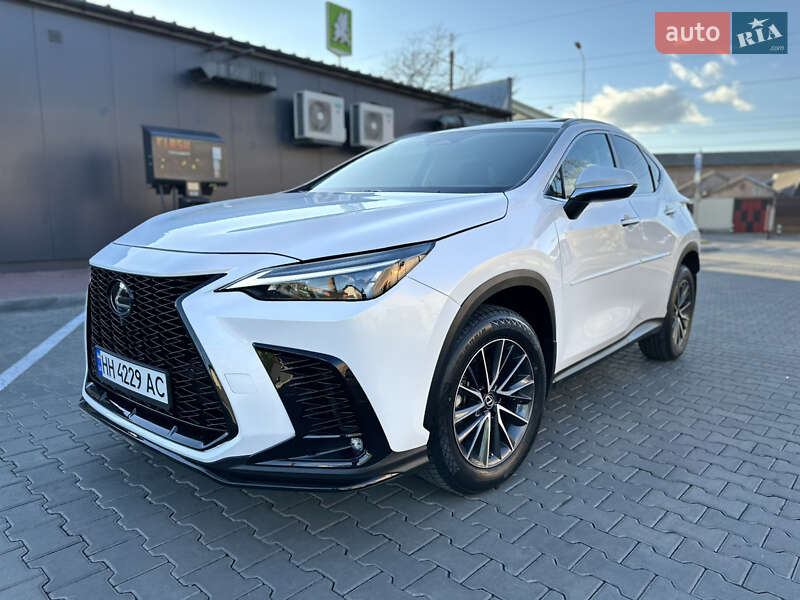Lexus Nx (2022)