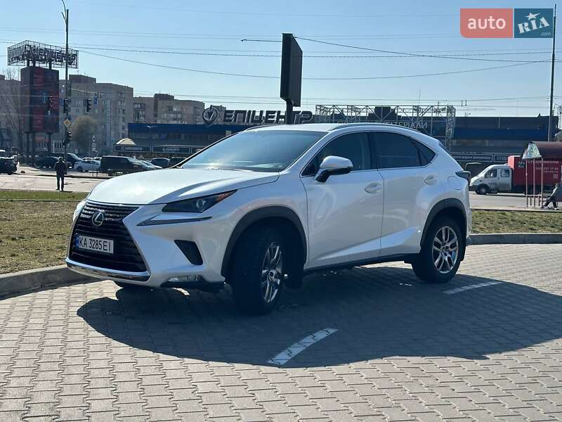 Lexus Nx (2019)