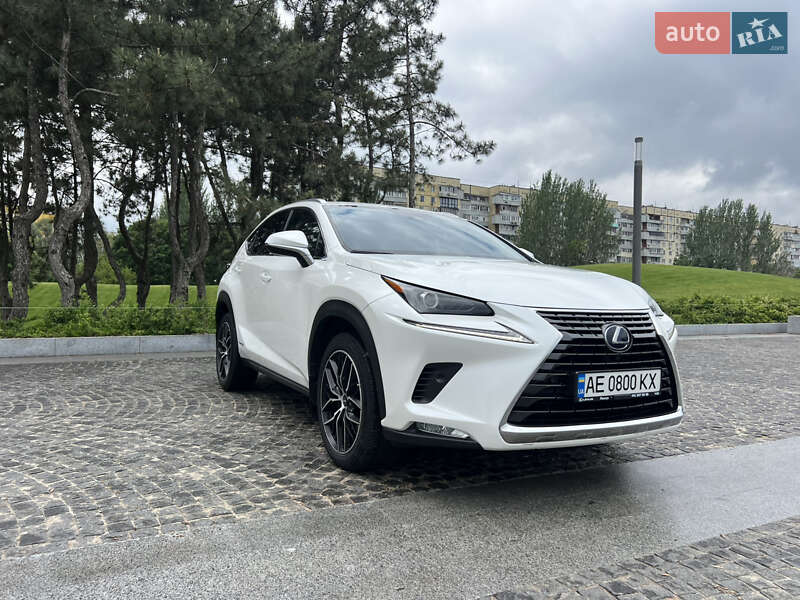 Lexus Nx (2019)