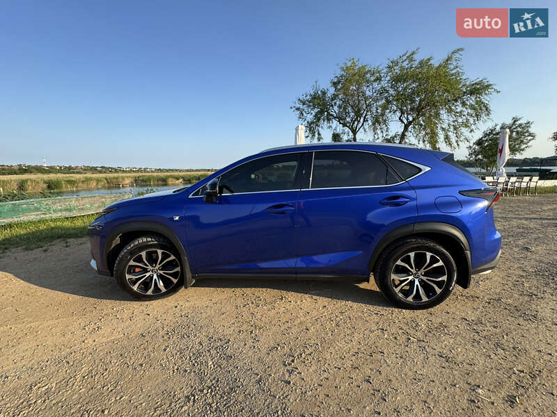 Lexus Nx (2015)