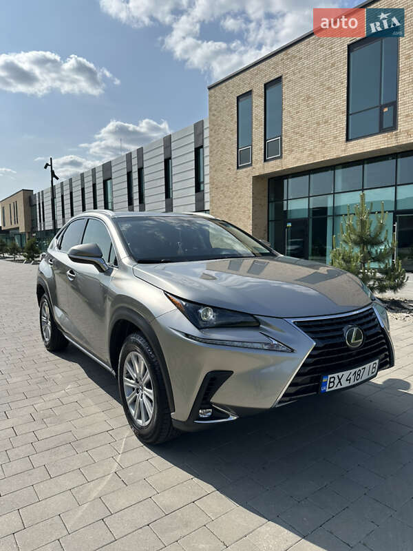 Lexus Nx (2018)