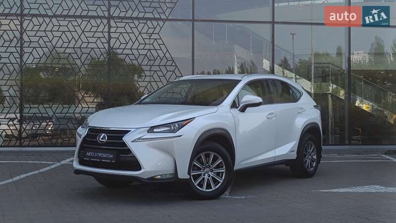 Lexus Nx (2015)