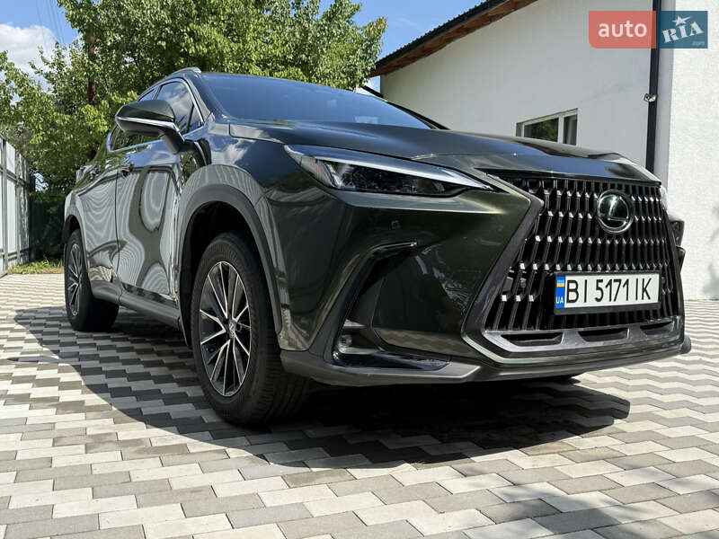 Lexus Nx (2023)