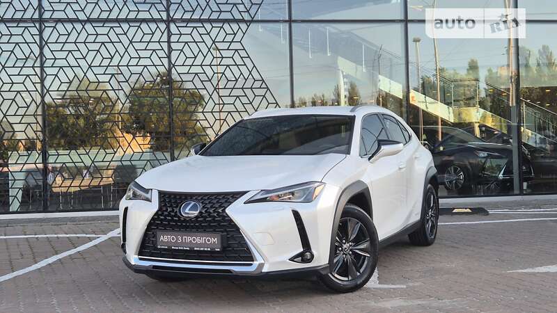 Lexus Ux (2019)