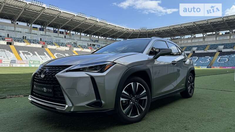 Lexus Ux (2021)