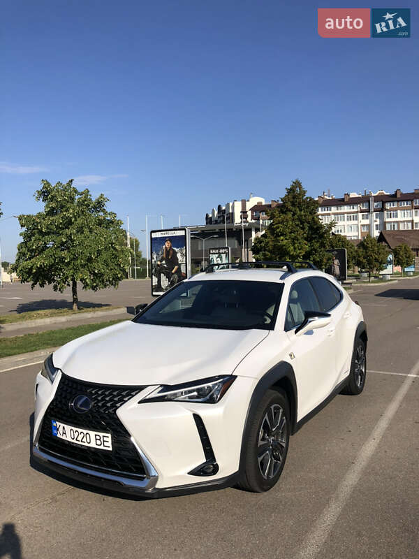 Lexus Ux (2019)