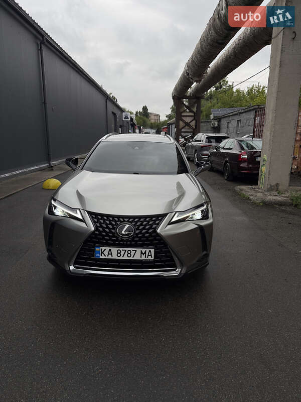 Lexus Ux (2021)