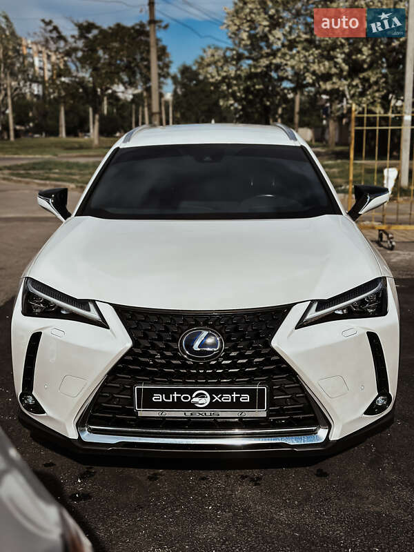 Lexus Ux (2021)