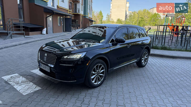 Lincoln Corsair (2020)