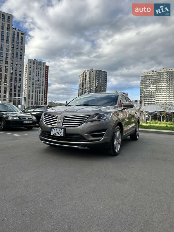 Lincoln Mkc (2017)