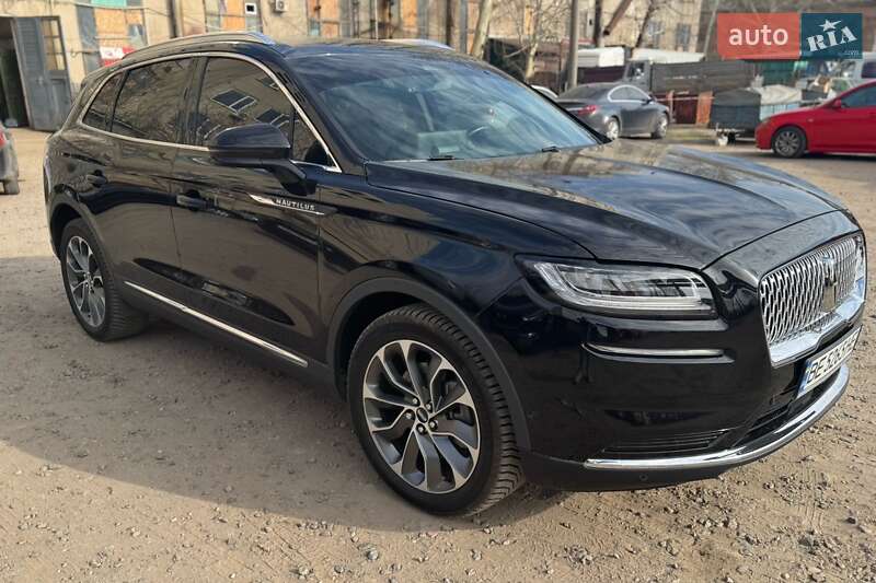 Lincoln Nautilus (2022)