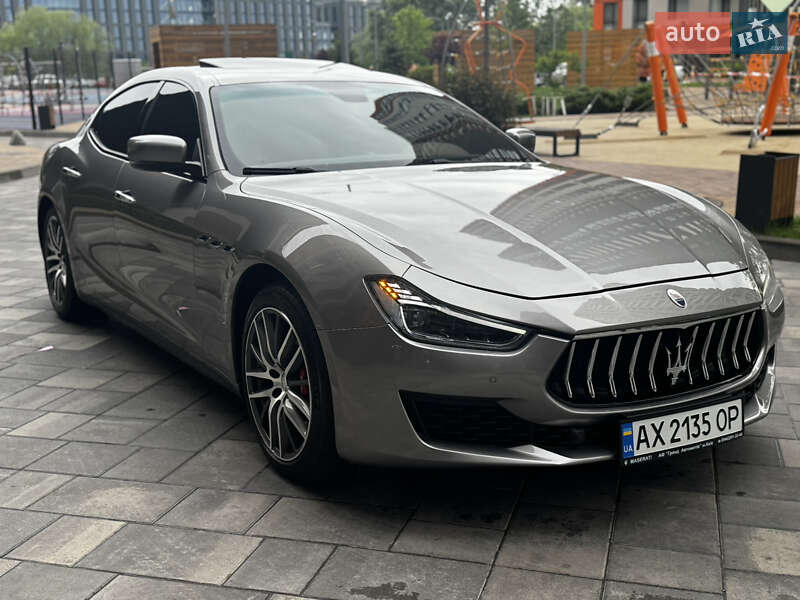 Maserati Ghibli (2013)
