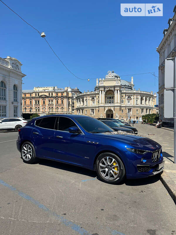 Maserati Levante (2021)