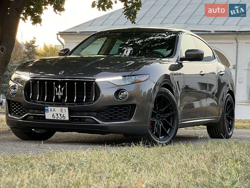 Maserati Levante (2017)