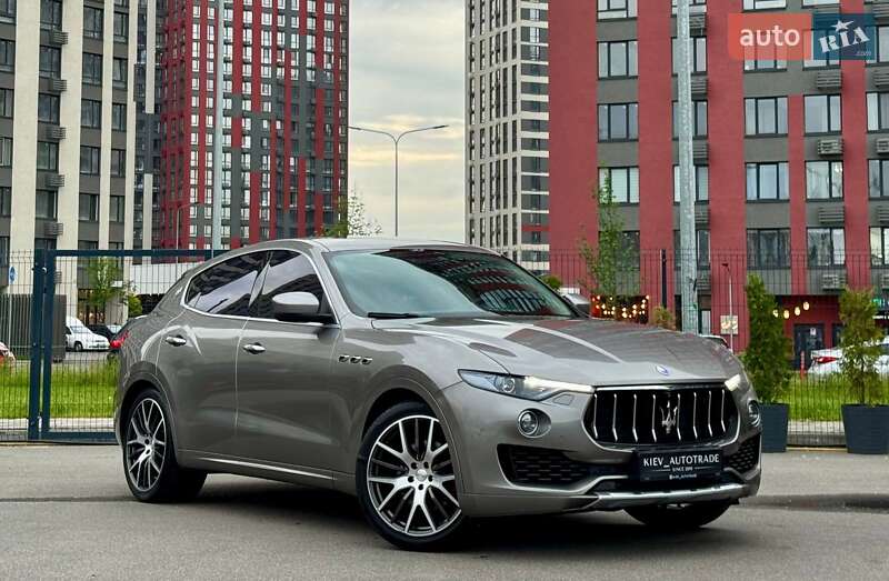 Maserati Levante (2016)