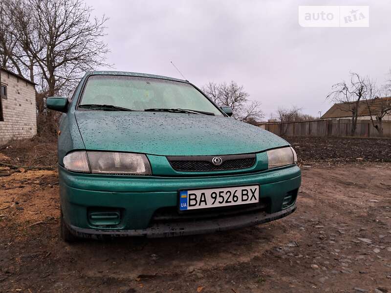 Mazda 323 (1997)